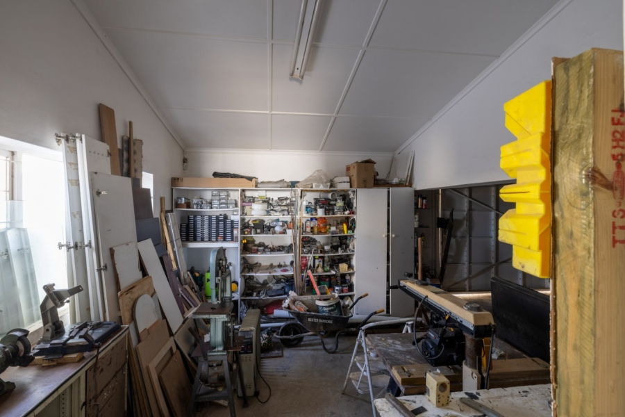 5 Bedroom Property for Sale in Jeffreys Bay Central Eastern Cape